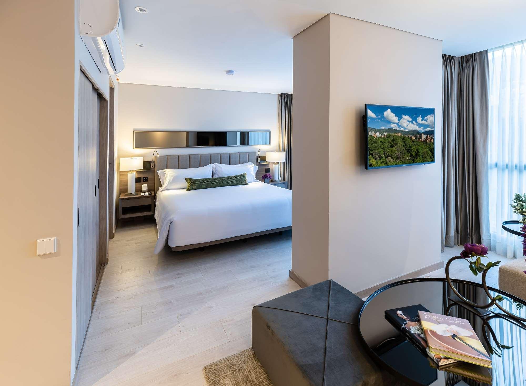 York Luxury By Preferred 5* Medellin