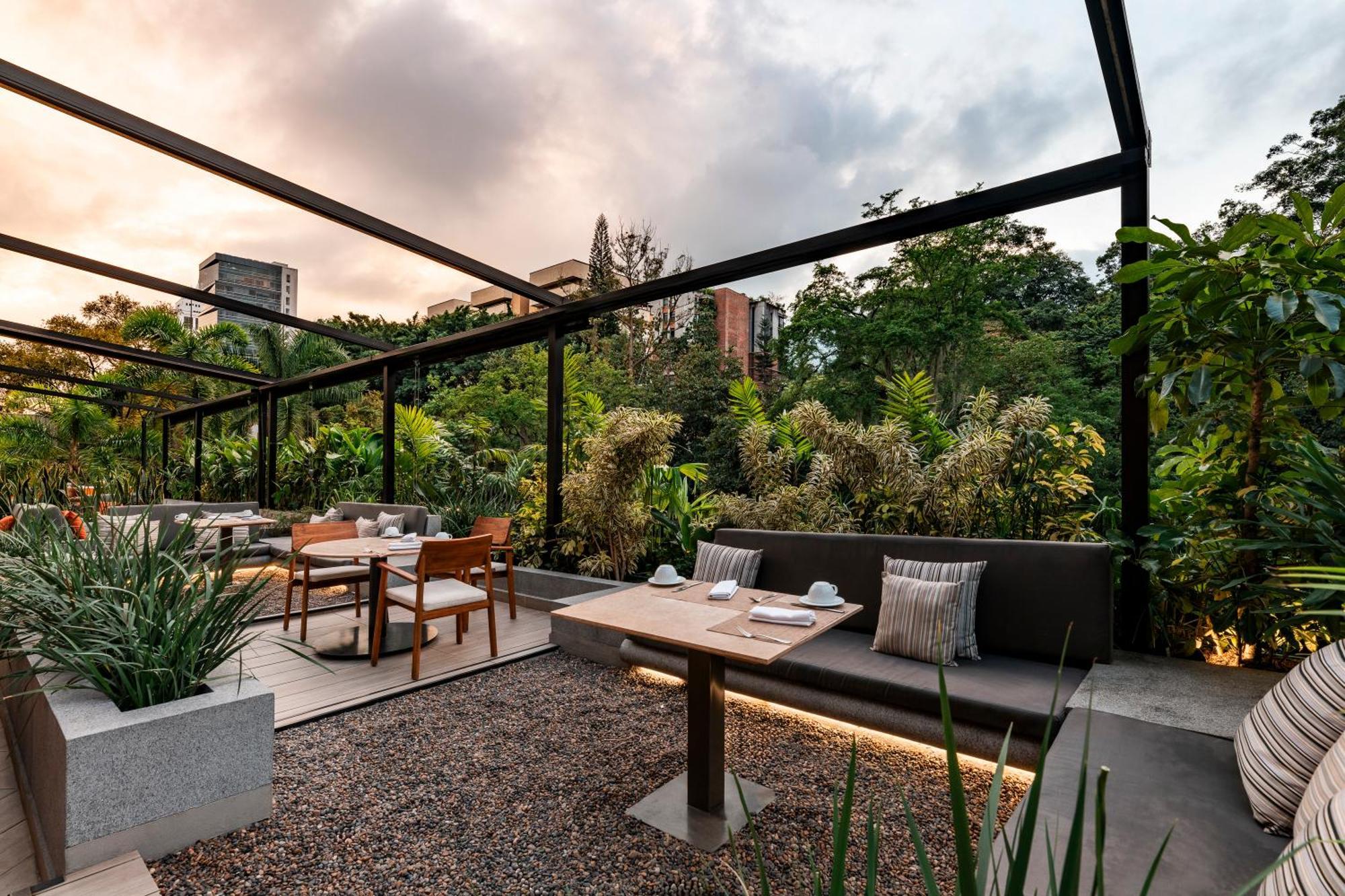 Hotel York Luxury By Preferred Medellin