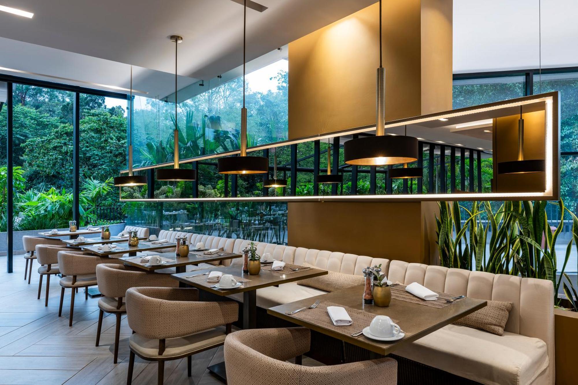 York Luxury By Preferred 5* Medellin