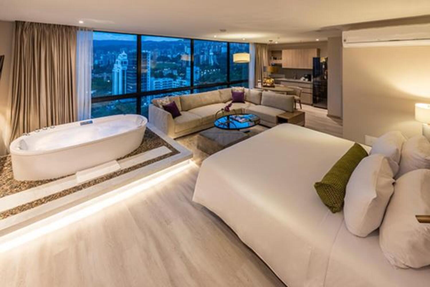 York Luxury By Preferred 5*